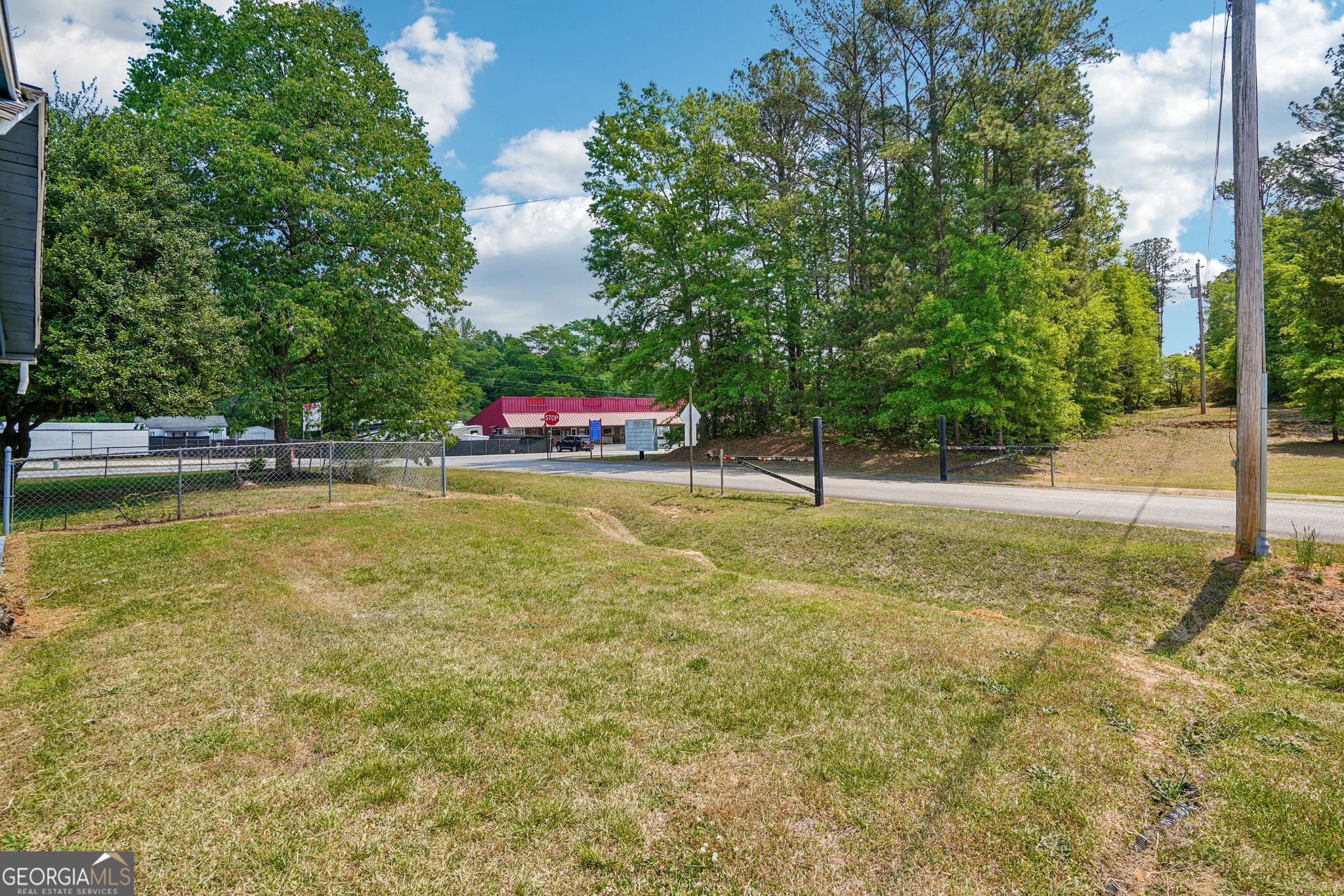 1042 Main Street Whitesburg GA 30185
