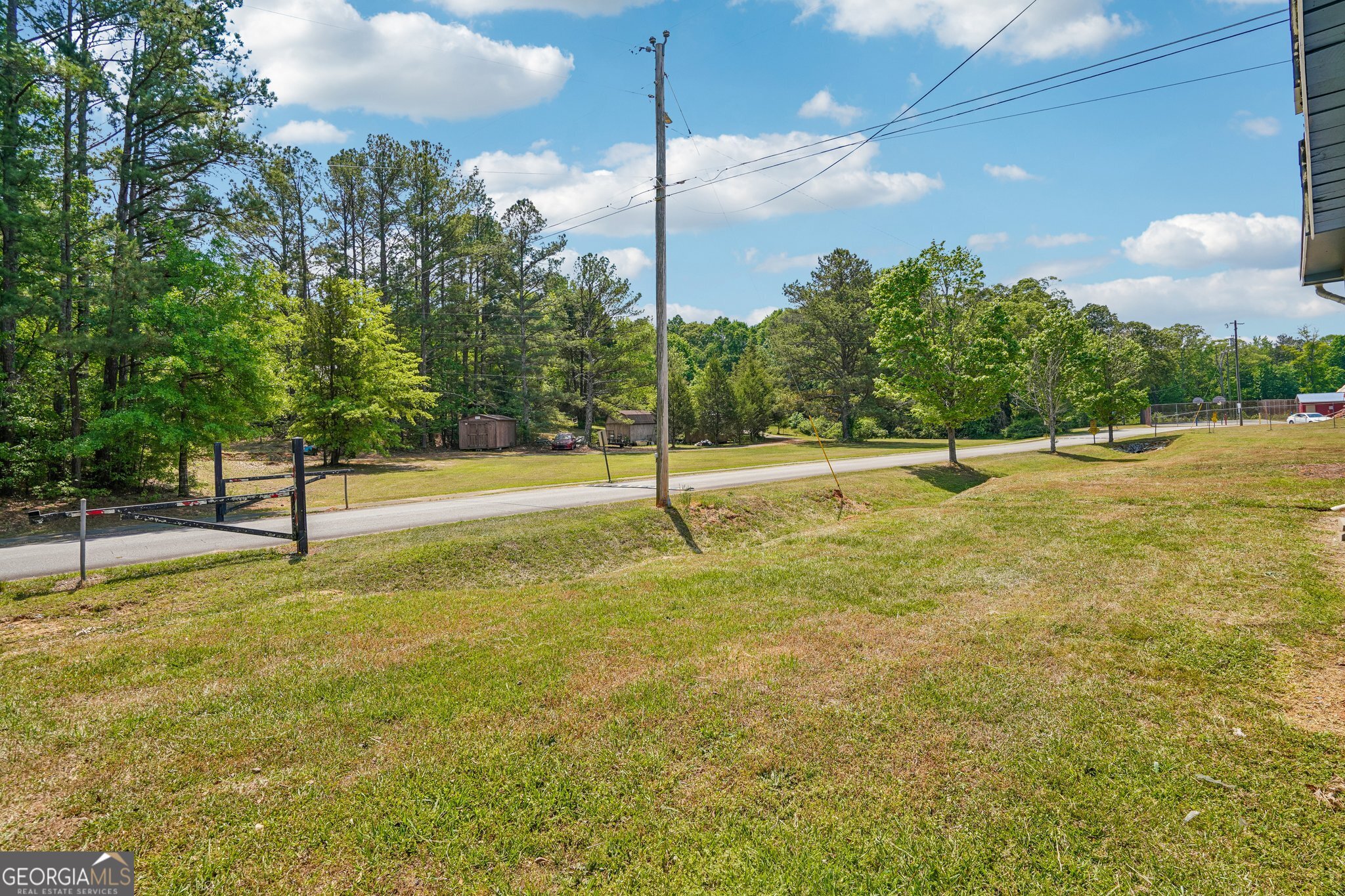 1042 Main Street Whitesburg GA 30185