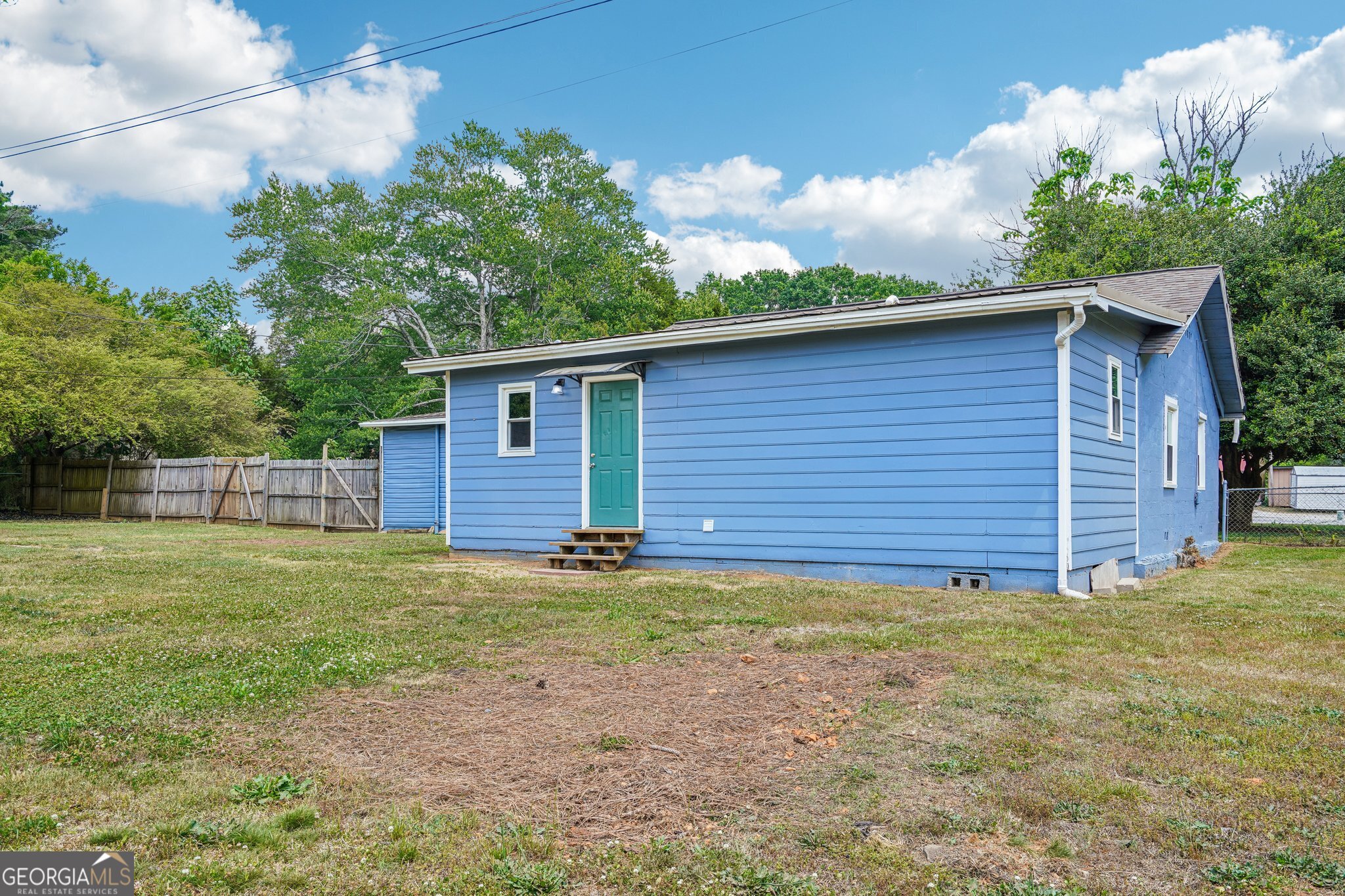 1042 Main Street Whitesburg GA 30185