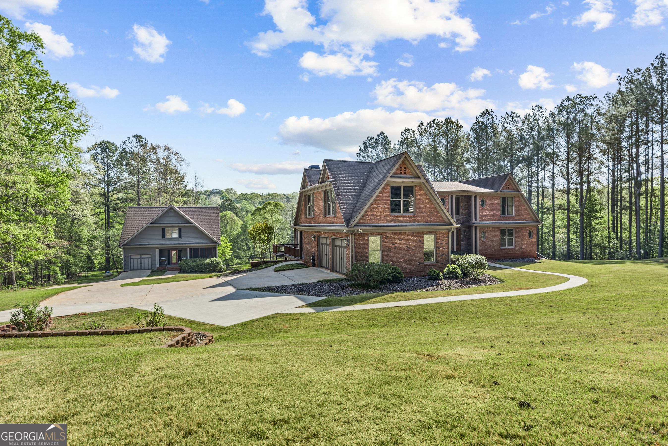 1070 Riverwalk Pointe Road Bishop GA 30621