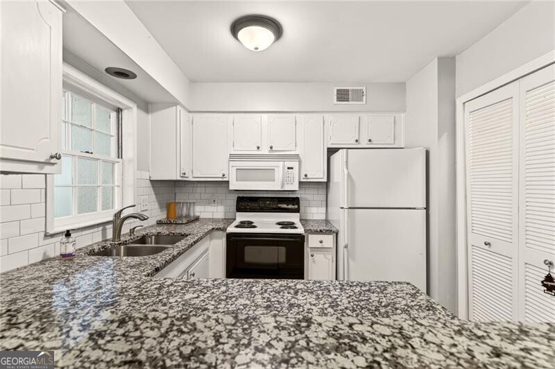 116 Rosaire Place NW Atlanta GA 30327