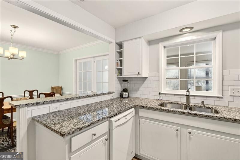 116 Rosaire Place NW Atlanta GA 30327