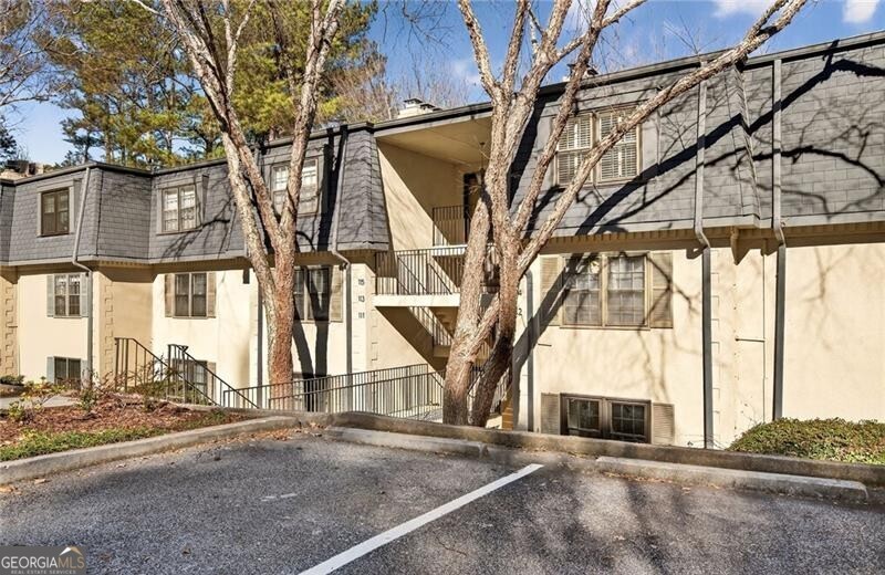 116 Rosaire Place NW Atlanta GA 30327