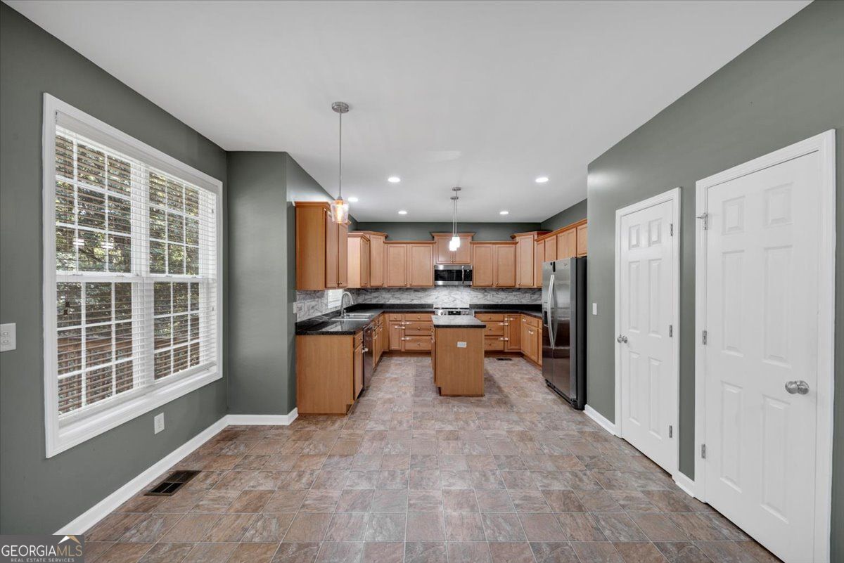 5218 Brown Leaf Trail SW Powder Springs GA 30127