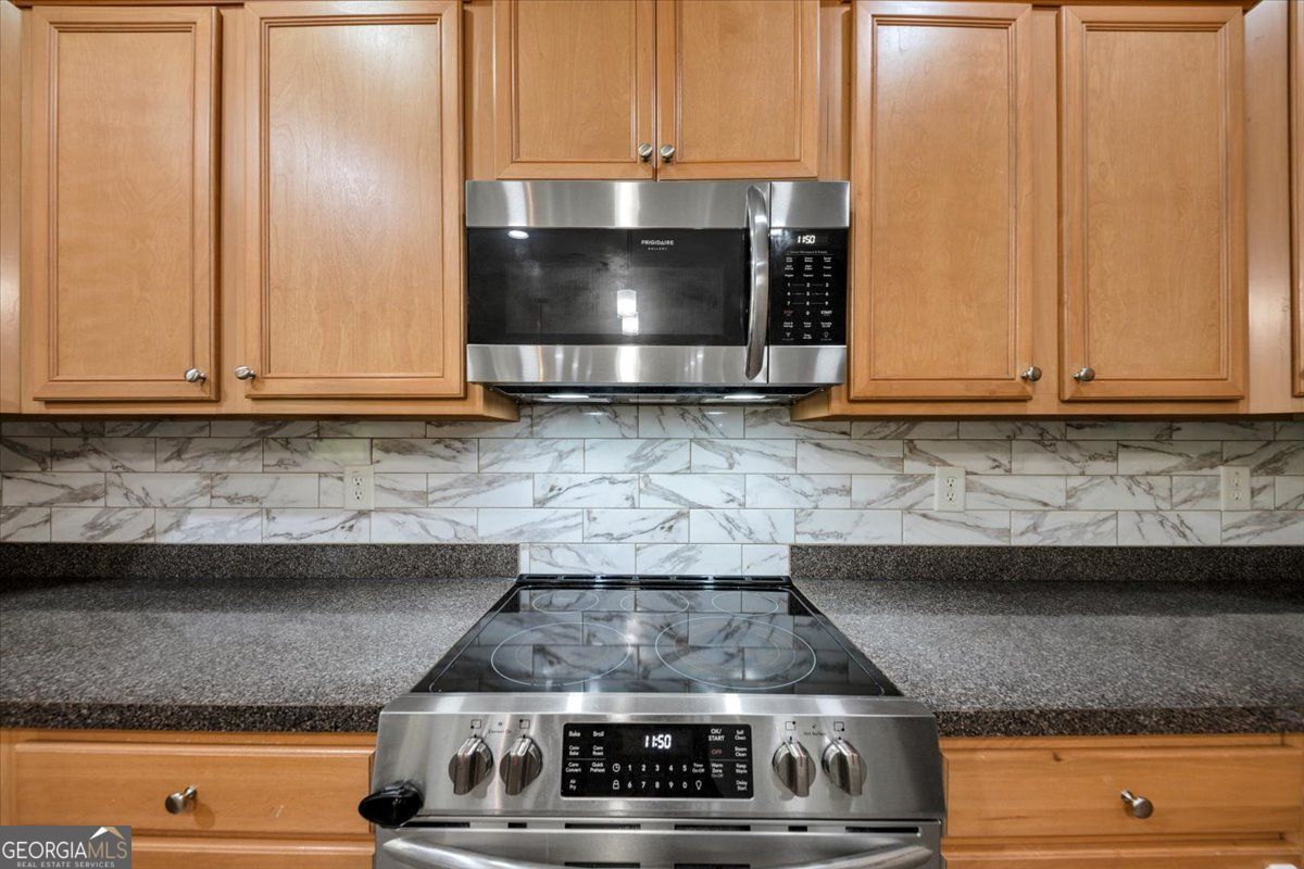 5218 Brown Leaf Trail SW Powder Springs GA 30127