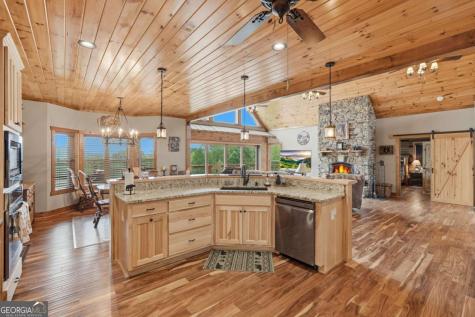 89 Old Steele Hollow Dahlonega GA 30533