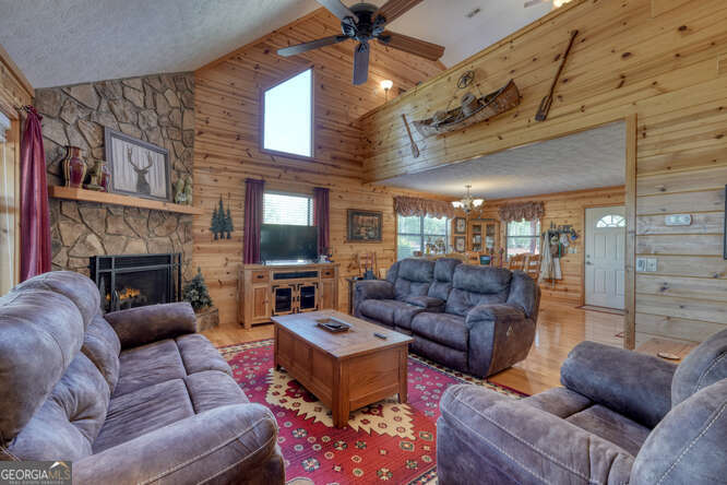 330 Mattie Lane Blairsville GA 30512