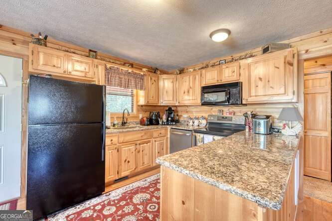 330 Mattie Lane Blairsville GA 30512