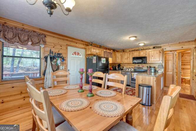 330 Mattie Lane Blairsville GA 30512