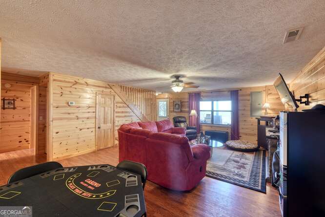 330 Mattie Lane Blairsville GA 30512