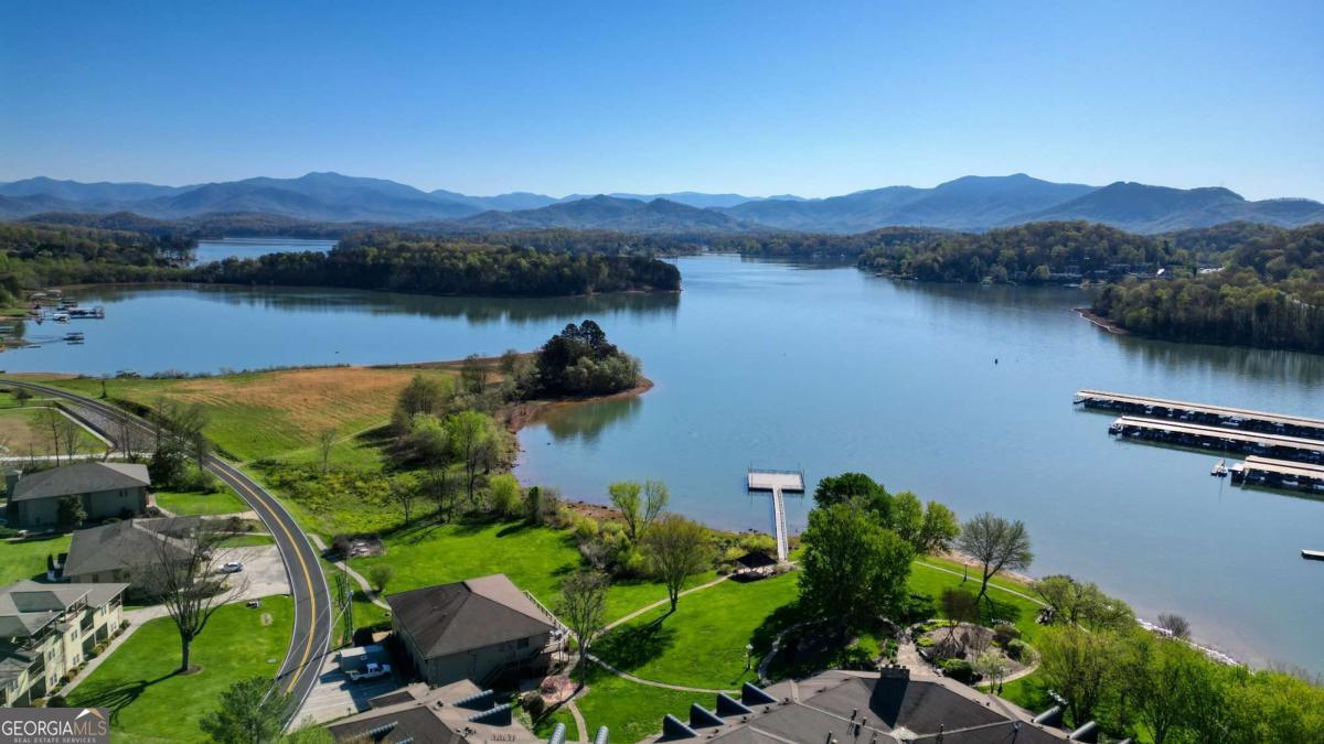 1688 Lakeview Drive Young Harris GA 30582
