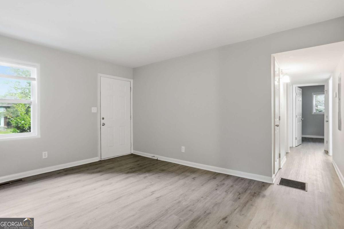 341 Roxbury Drive Riverdale GA 30274