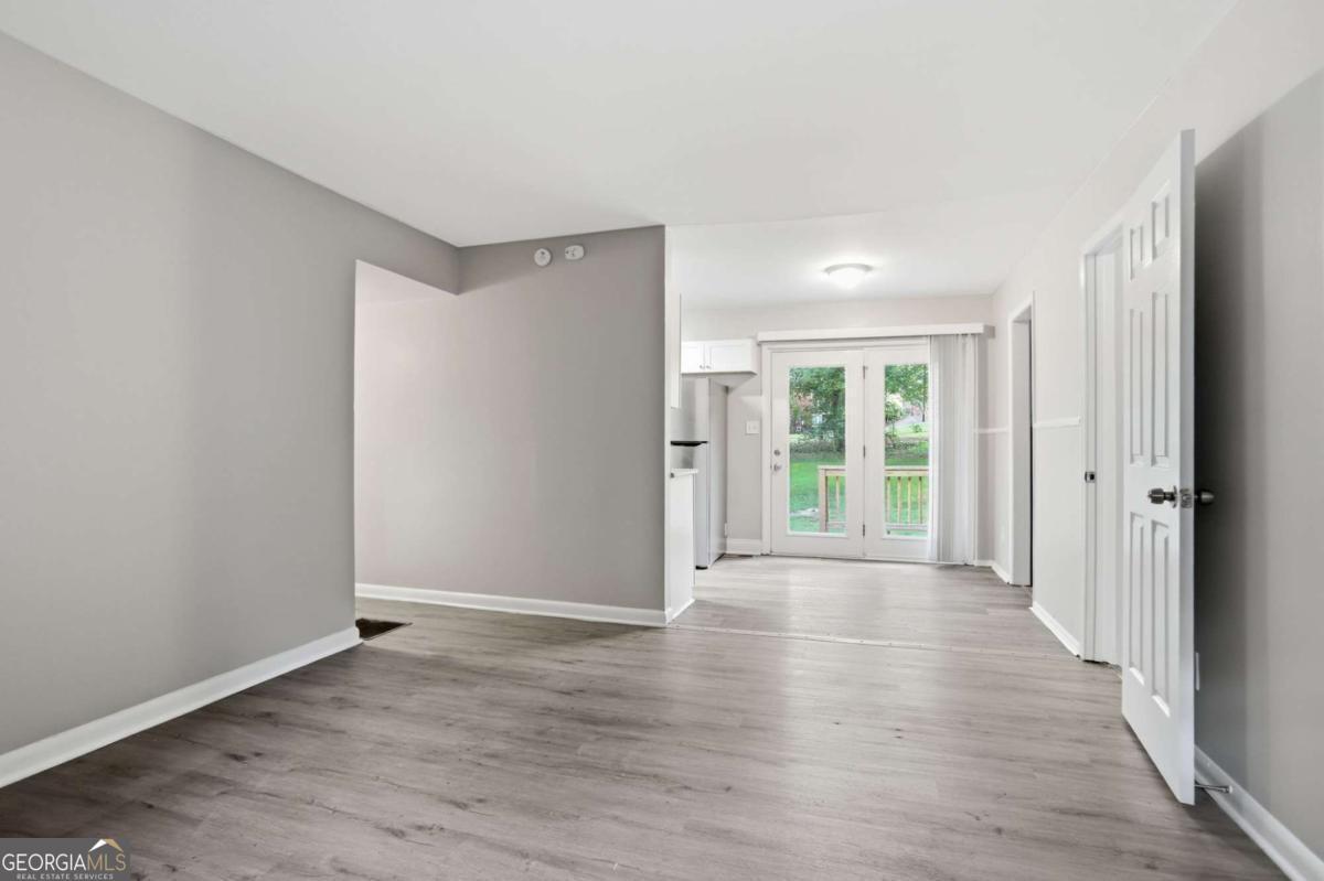 341 Roxbury Drive Riverdale GA 30274