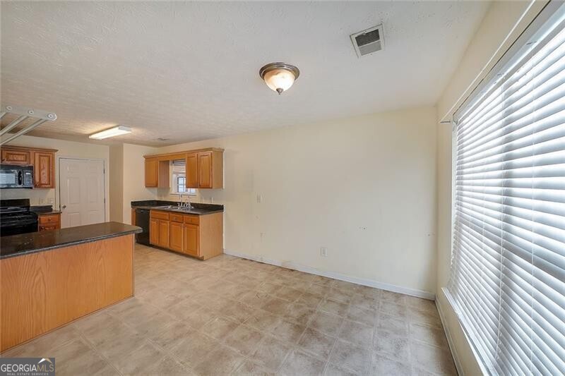 9886 Vista Circle Union City GA 30291