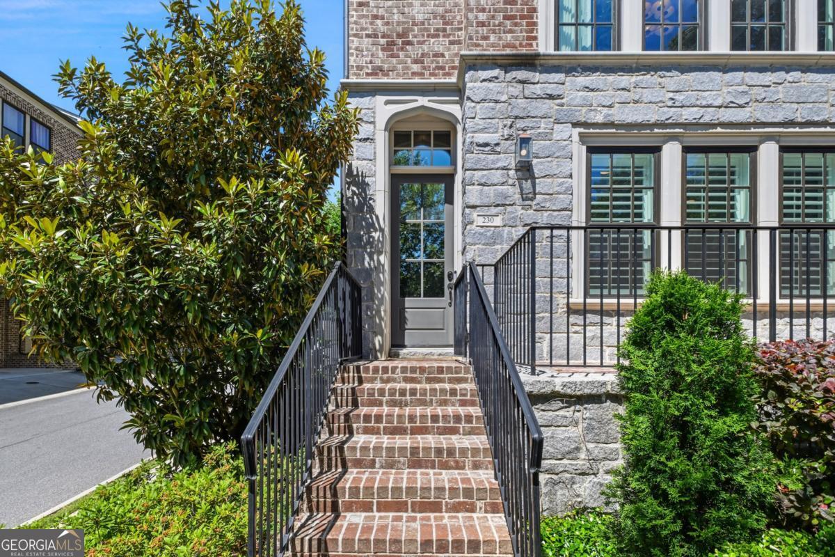 230 Devin Place NE Atlanta GA 30305