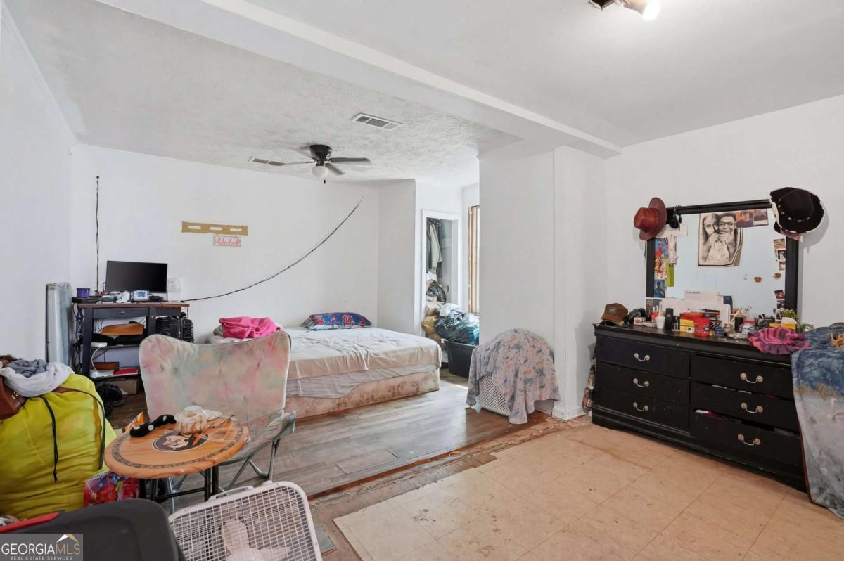 1105 Oak Knoll Terrace SE Atlanta GA 30315
