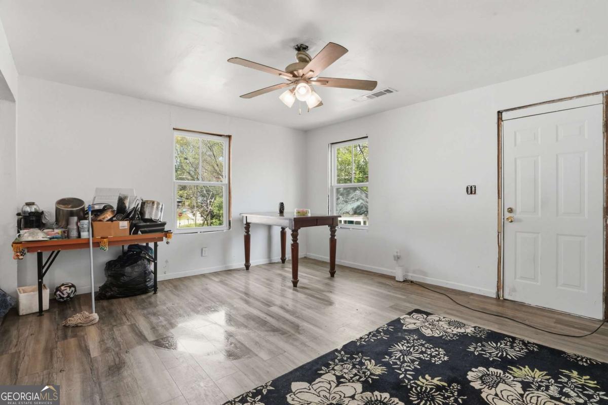 1105 Oak Knoll Terrace SE Atlanta GA 30315