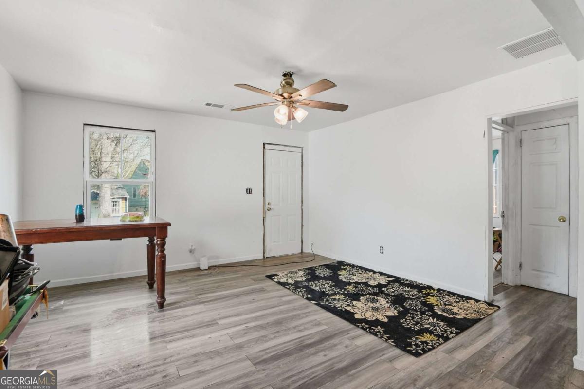 1105 Oak Knoll Terrace SE Atlanta GA 30315