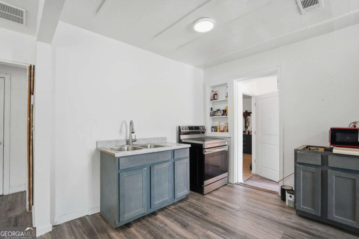 1105 Oak Knoll Terrace SE Atlanta GA 30315