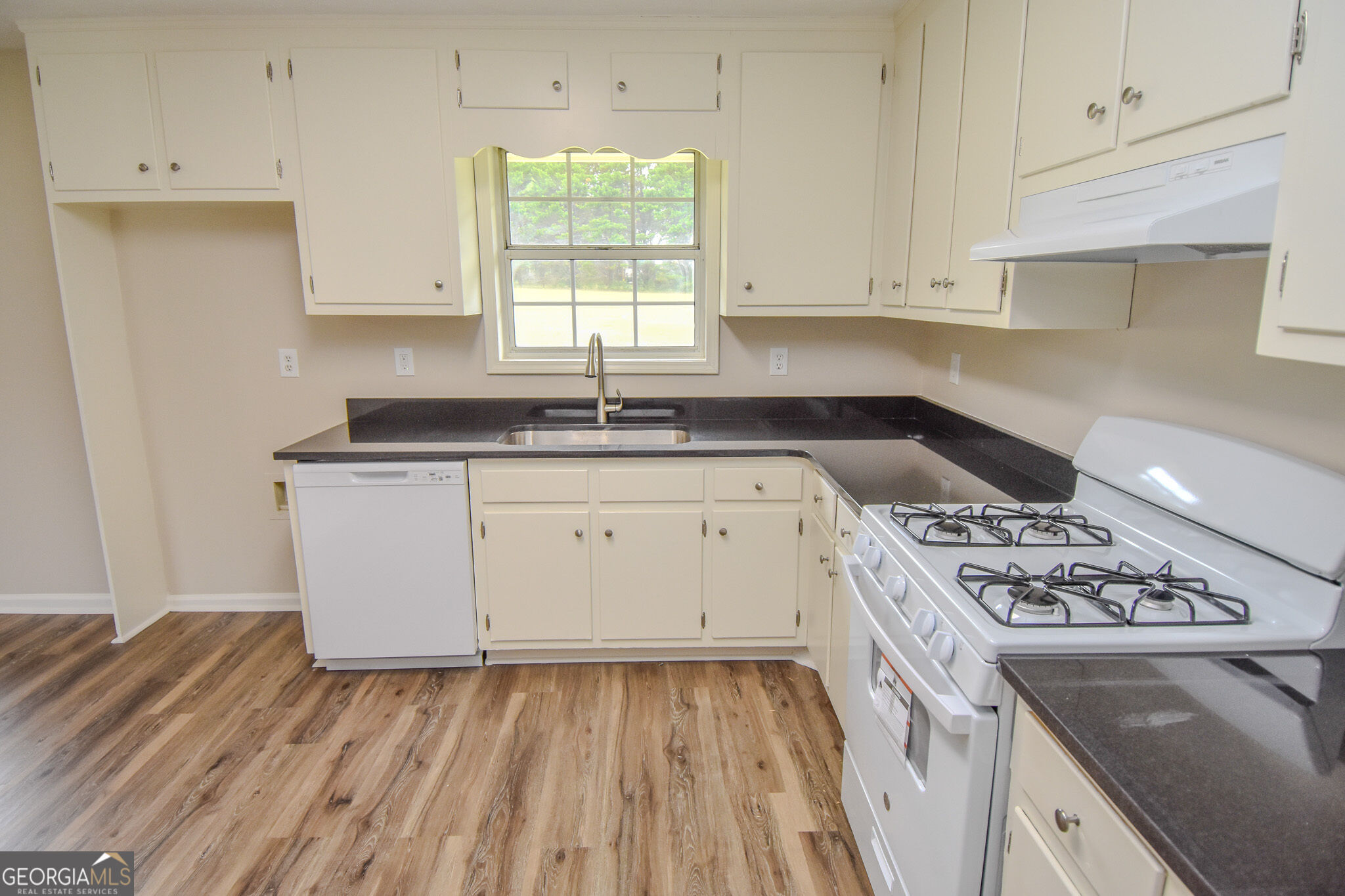 111 Meadowview Lane Williamson GA 30292