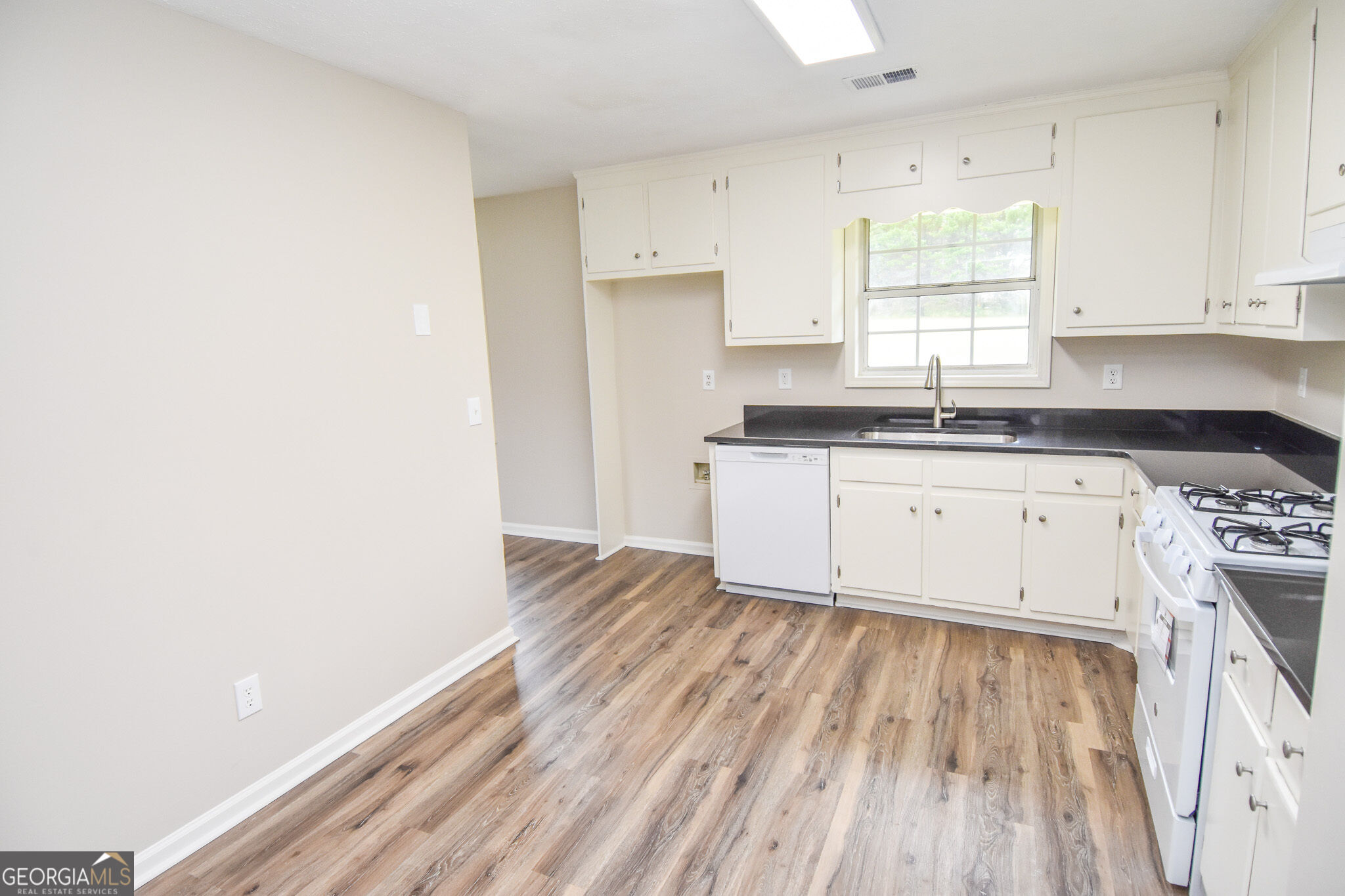 111 Meadowview Lane Williamson GA 30292