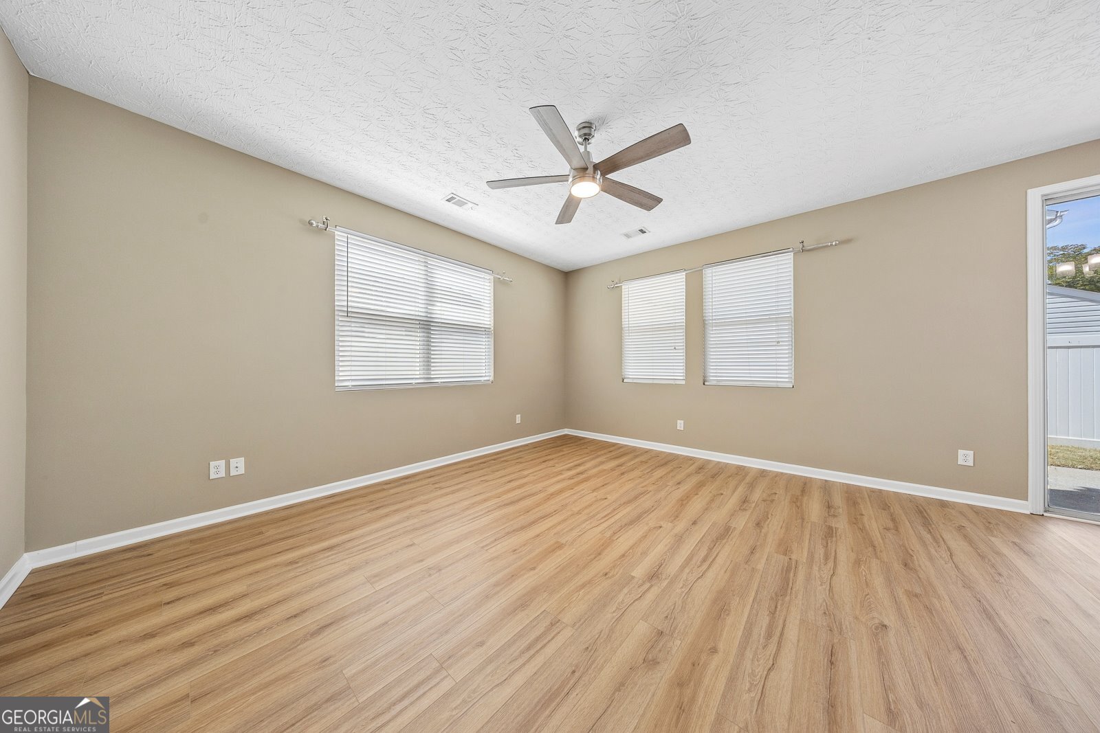 214 Hiawassee Drive Woodstock GA 30188
