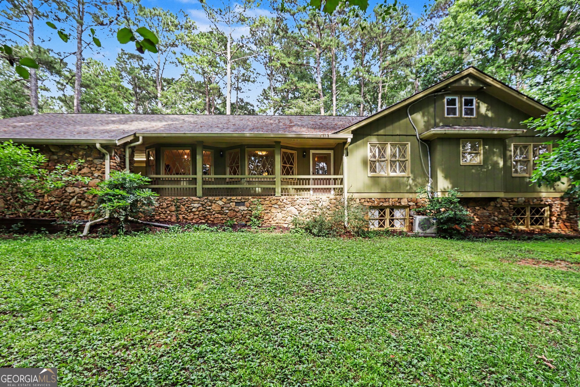 675 Ridge Avenue Stone Mountain GA 30083