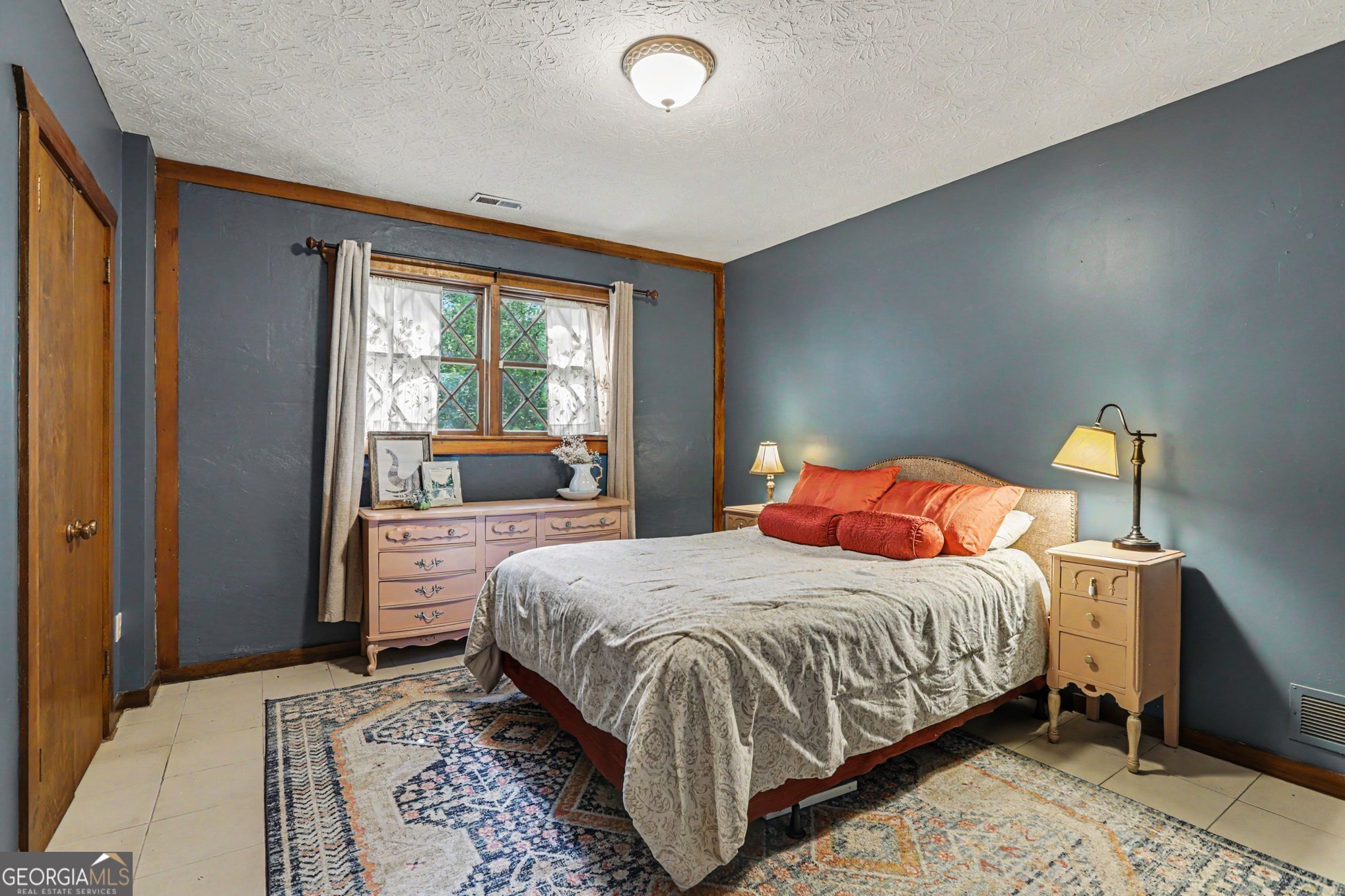 675 Ridge Avenue Stone Mountain GA 30083