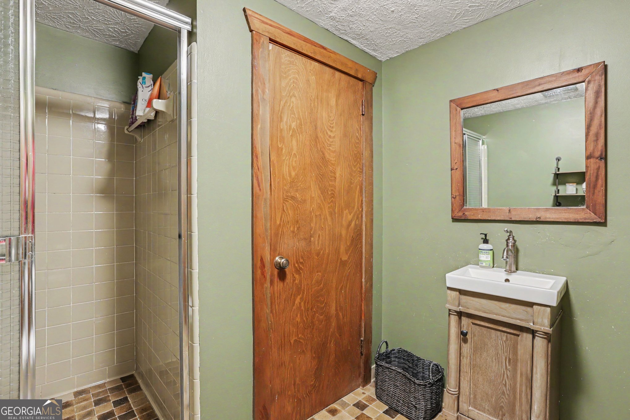675 Ridge Avenue Stone Mountain GA 30083