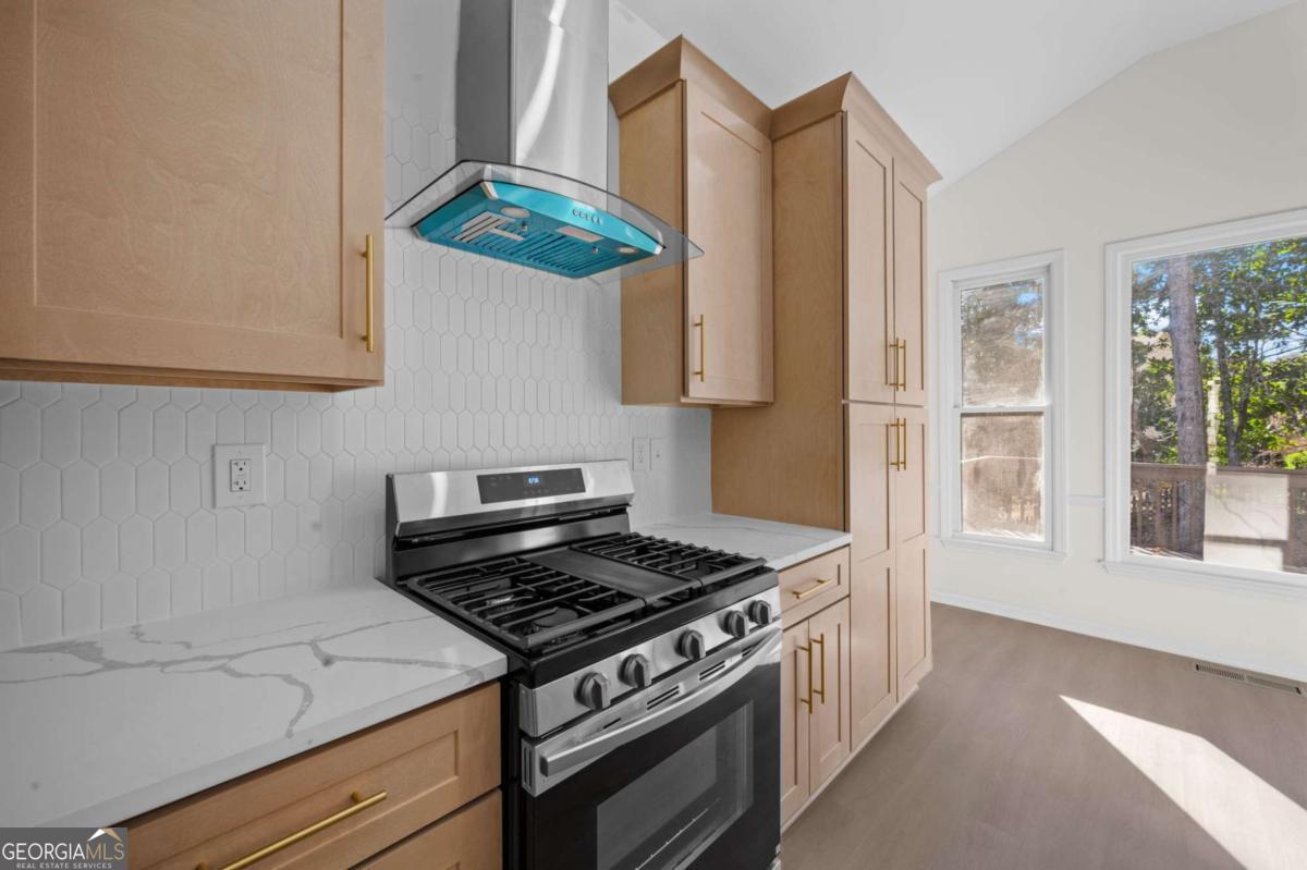 1288 Gate Post Lane Powder Springs GA 30127