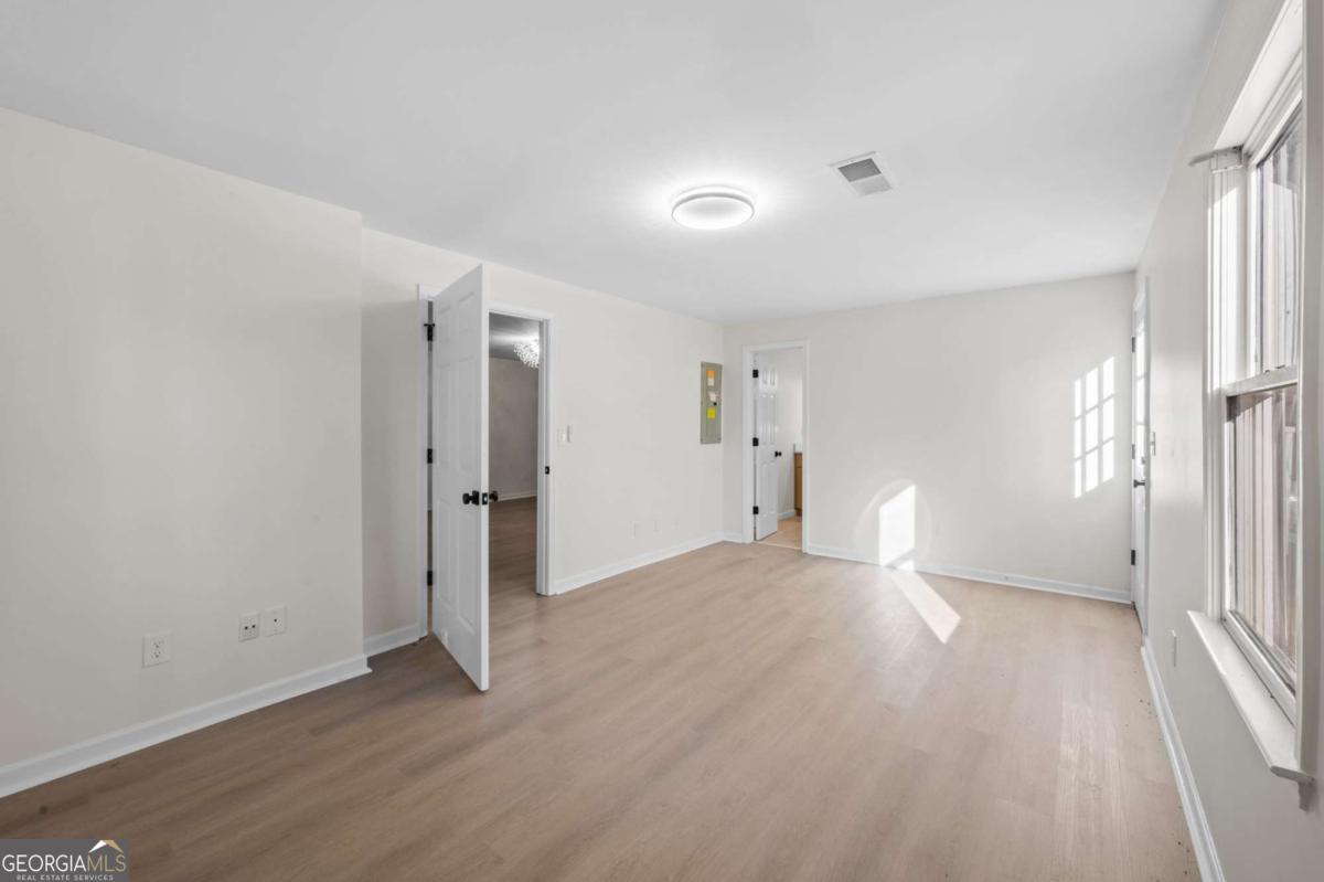 1288 Gate Post Lane Powder Springs GA 30127