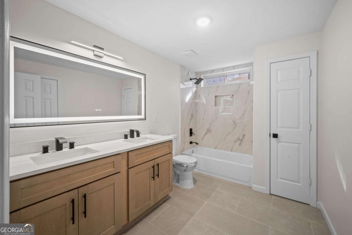 1288 Gate Post Lane Powder Springs GA 30127