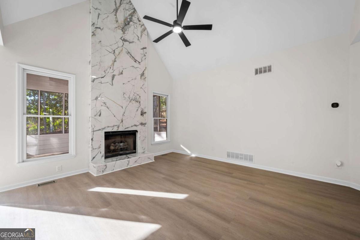 1288 Gate Post Lane Powder Springs GA 30127