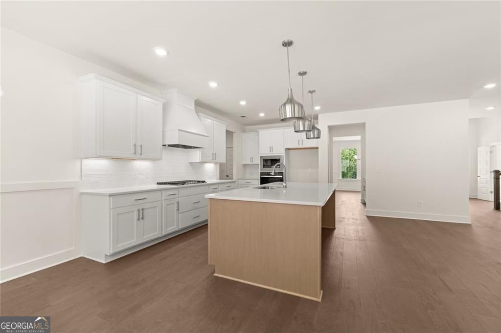 8330 Creekside Overlook Drive Gainesville GA 30506