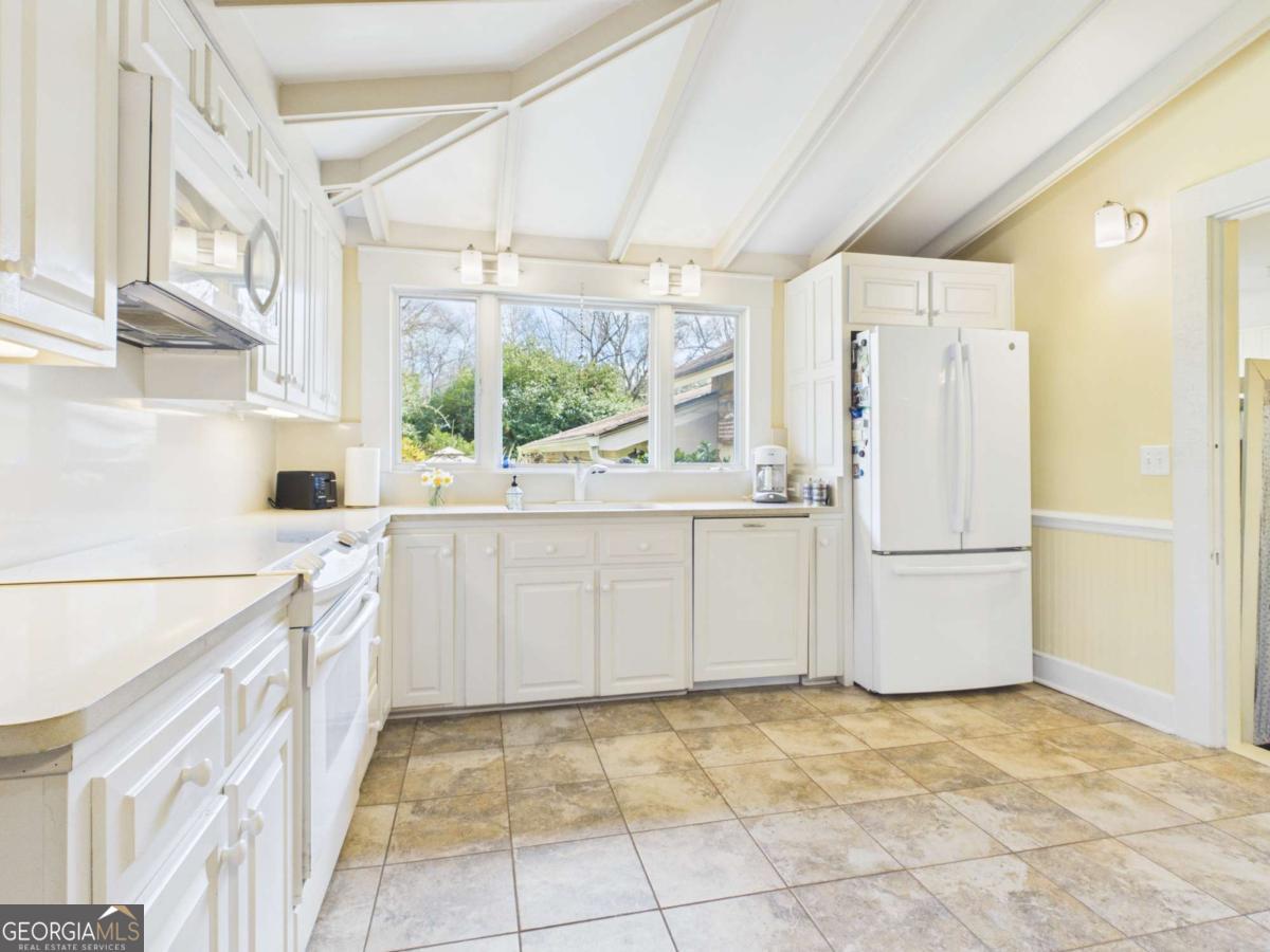 1800 Simonton Bridge Road Watkinsville GA 30677