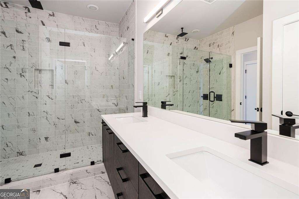 691 Vidalia Lane Atlanta GA 30318