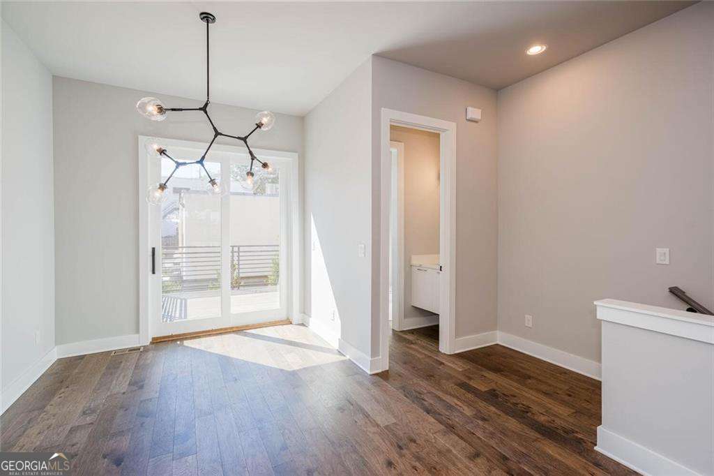 691 Vidalia Lane Atlanta GA 30318
