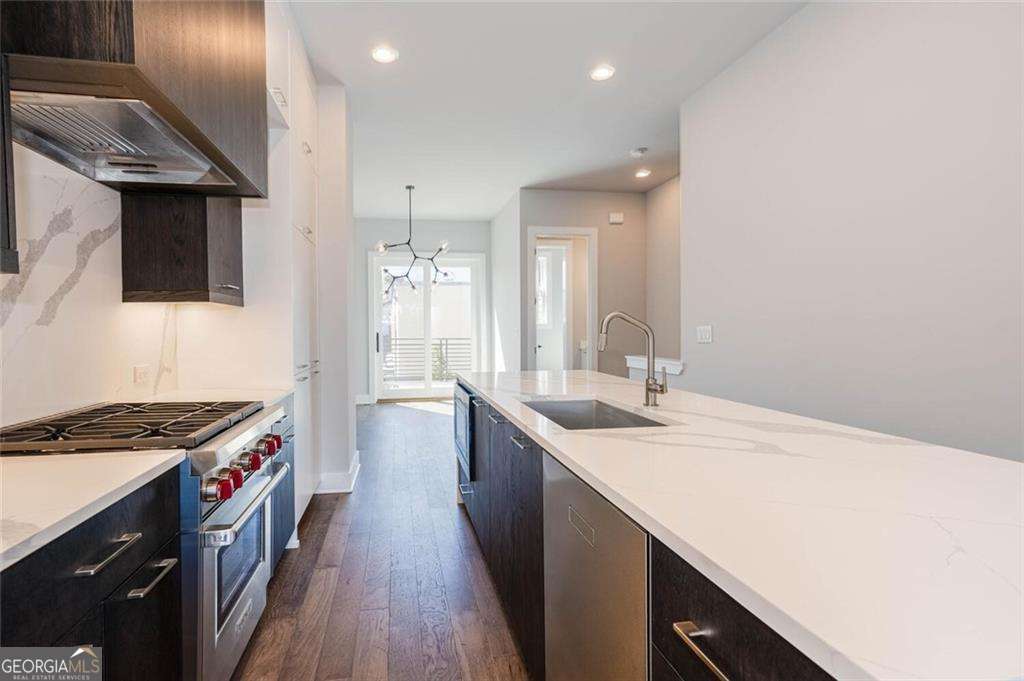 691 Vidalia Lane Atlanta GA 30318