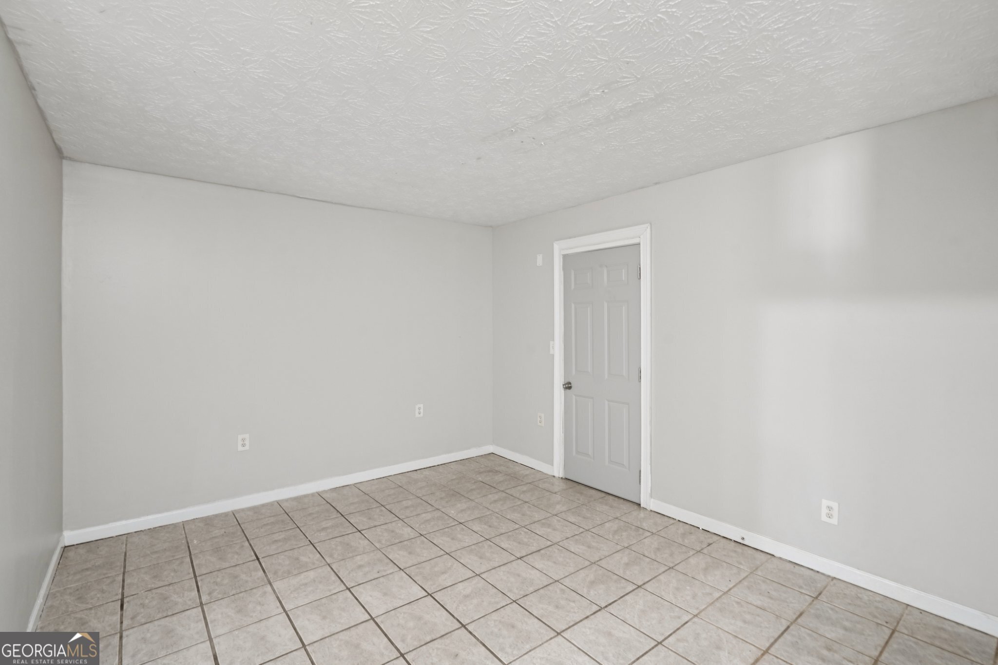 3585 Royal Court Snellville GA 30039