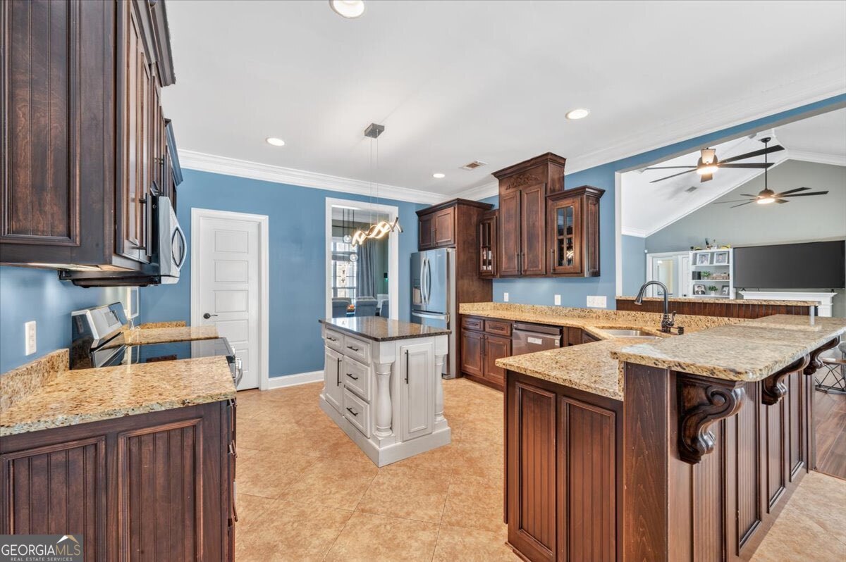 6203 Mill Stone Lane Blackshear GA 31516