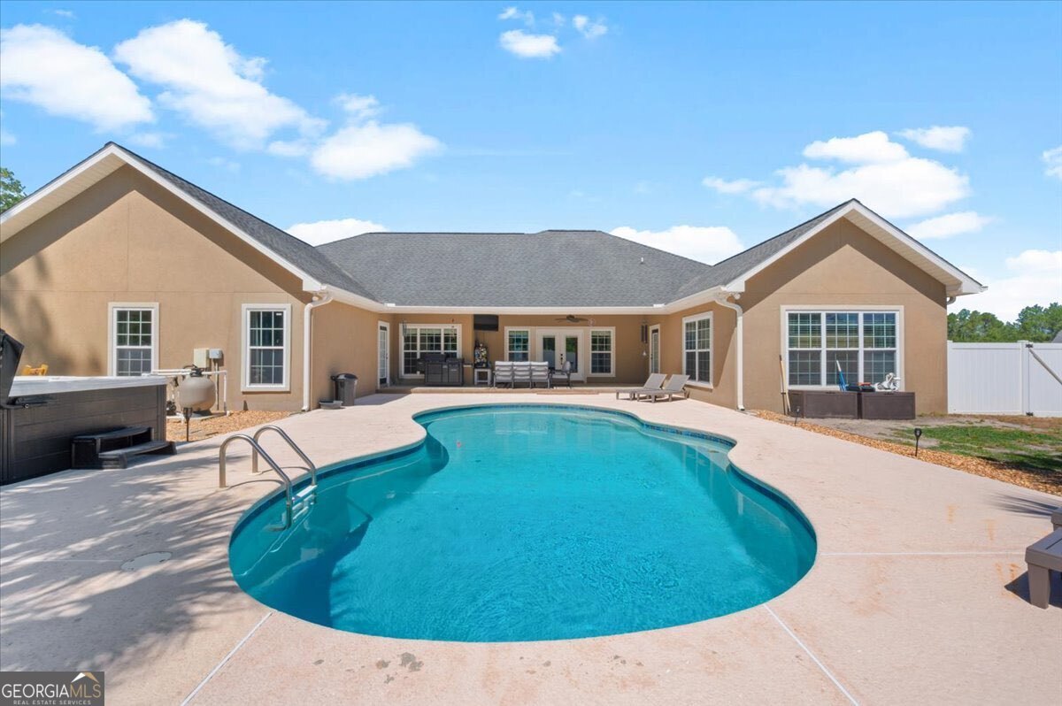 6203 Mill Stone Lane Blackshear GA 31516