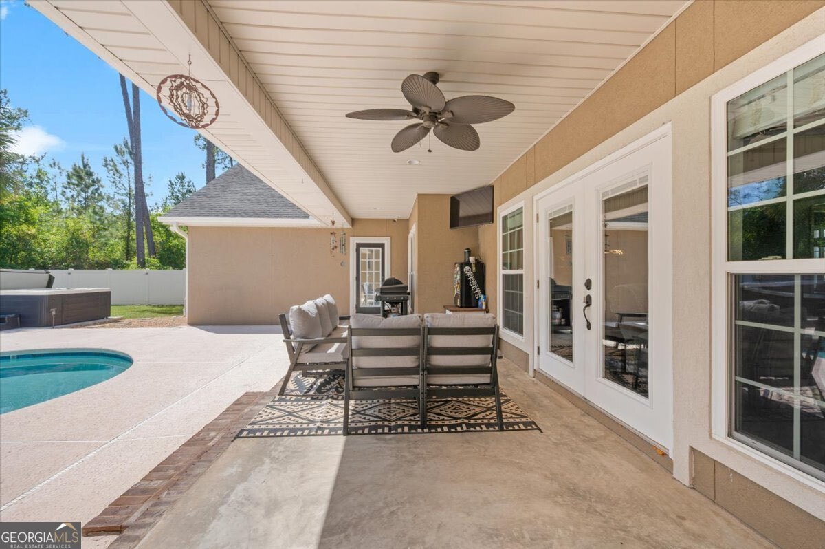 6203 Mill Stone Lane Blackshear GA 31516