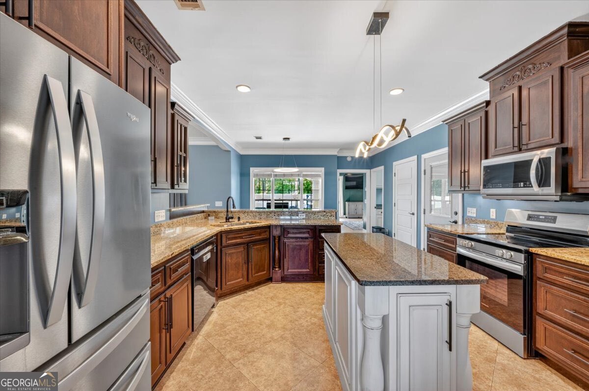 6203 Mill Stone Lane Blackshear GA 31516