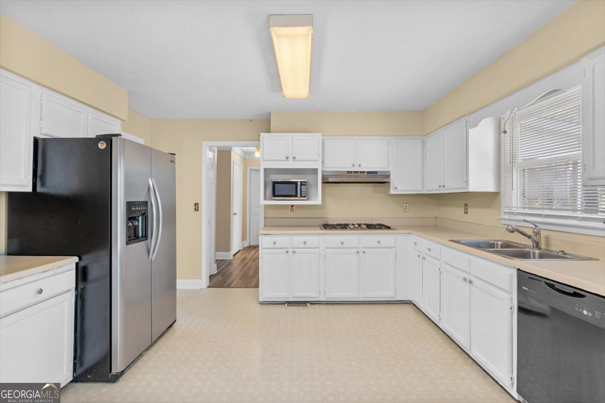 783 Pine Ridge Drive Stone Mountain GA 30087