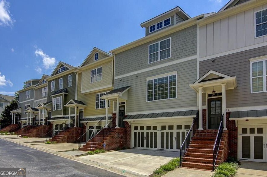 609 Lexington Village Peachtree City GA 30269