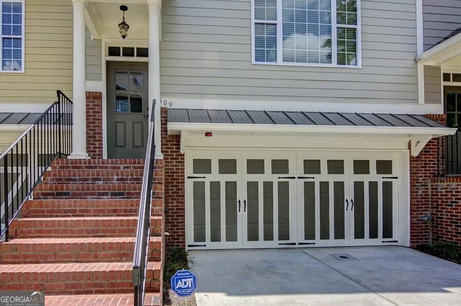 609 Lexington Village Peachtree City GA 30269