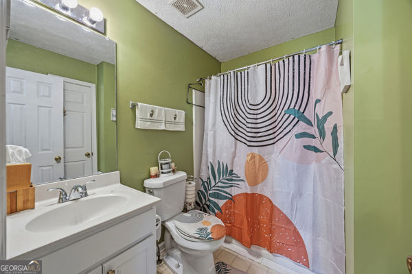 1835 Barrington Overlook NW Marietta GA 30066