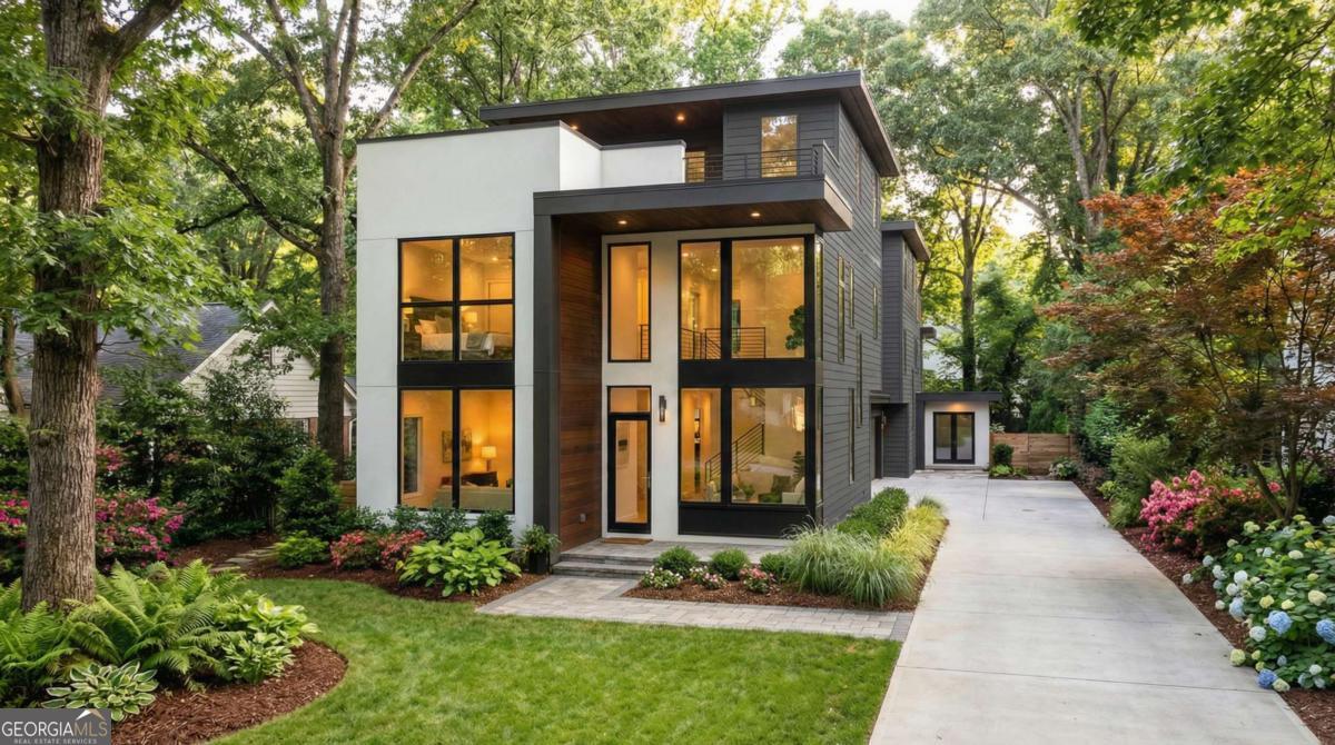 302 Fortune Street NE Atlanta GA 30312