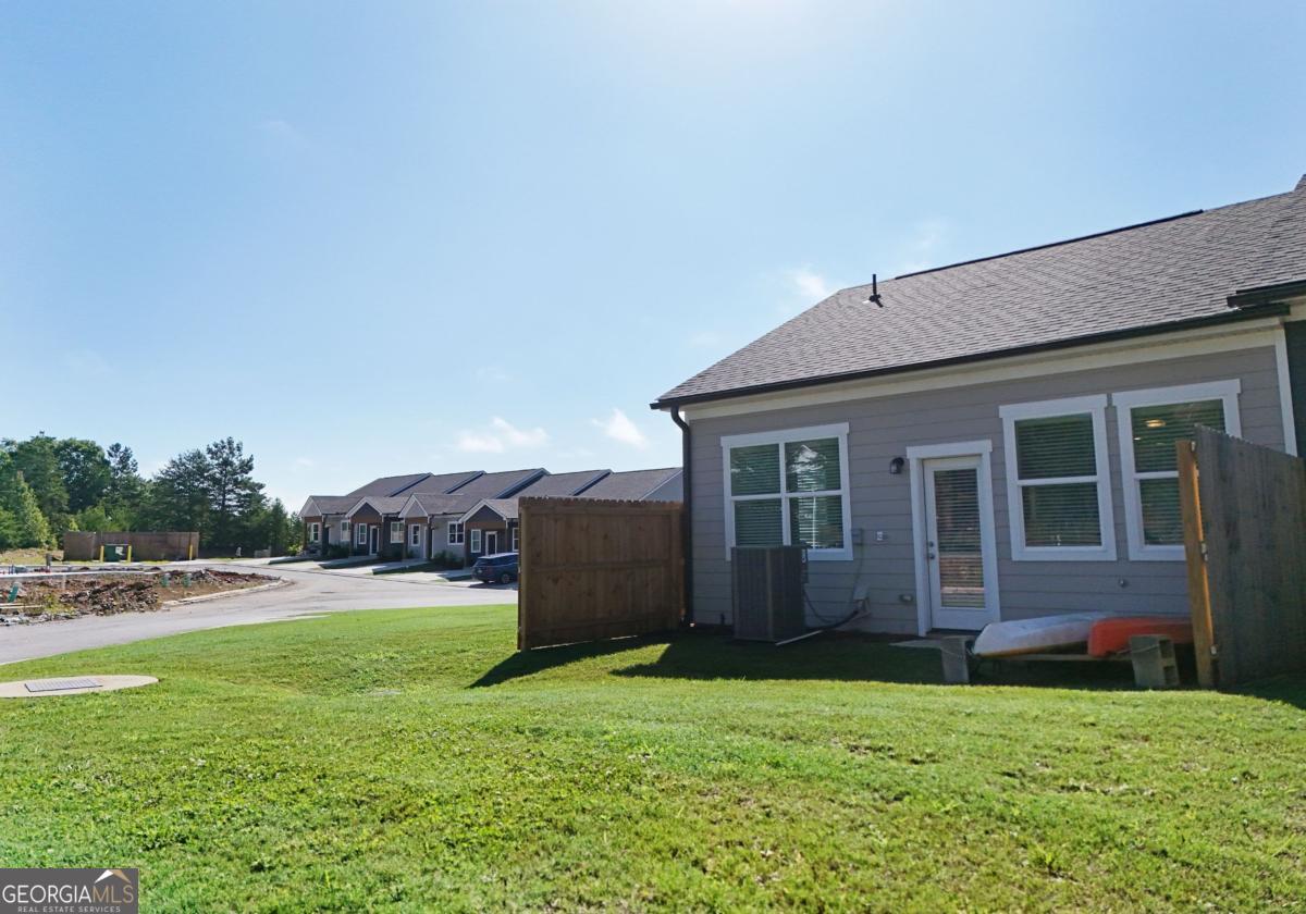25 Grove Loop Blue Ridge GA 30513
