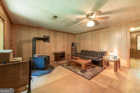 132 Mockingbird Lane Mccaysville GA 30555